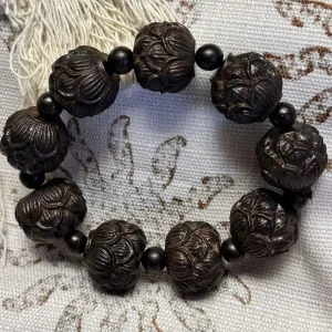 Black Bodhi bracelet